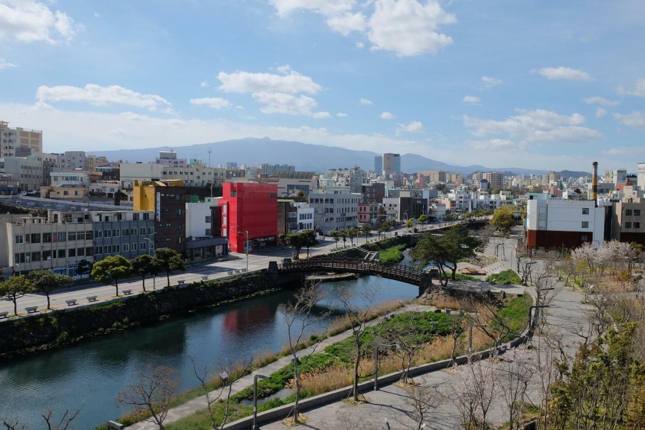 Bed Radio Dongmoon Hotel Jeju Exterior photo